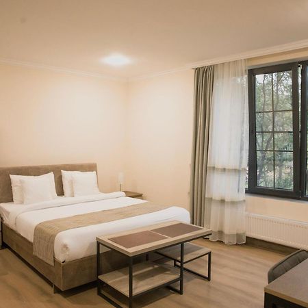 Madin Eco Hotel Debed Luaran gambar